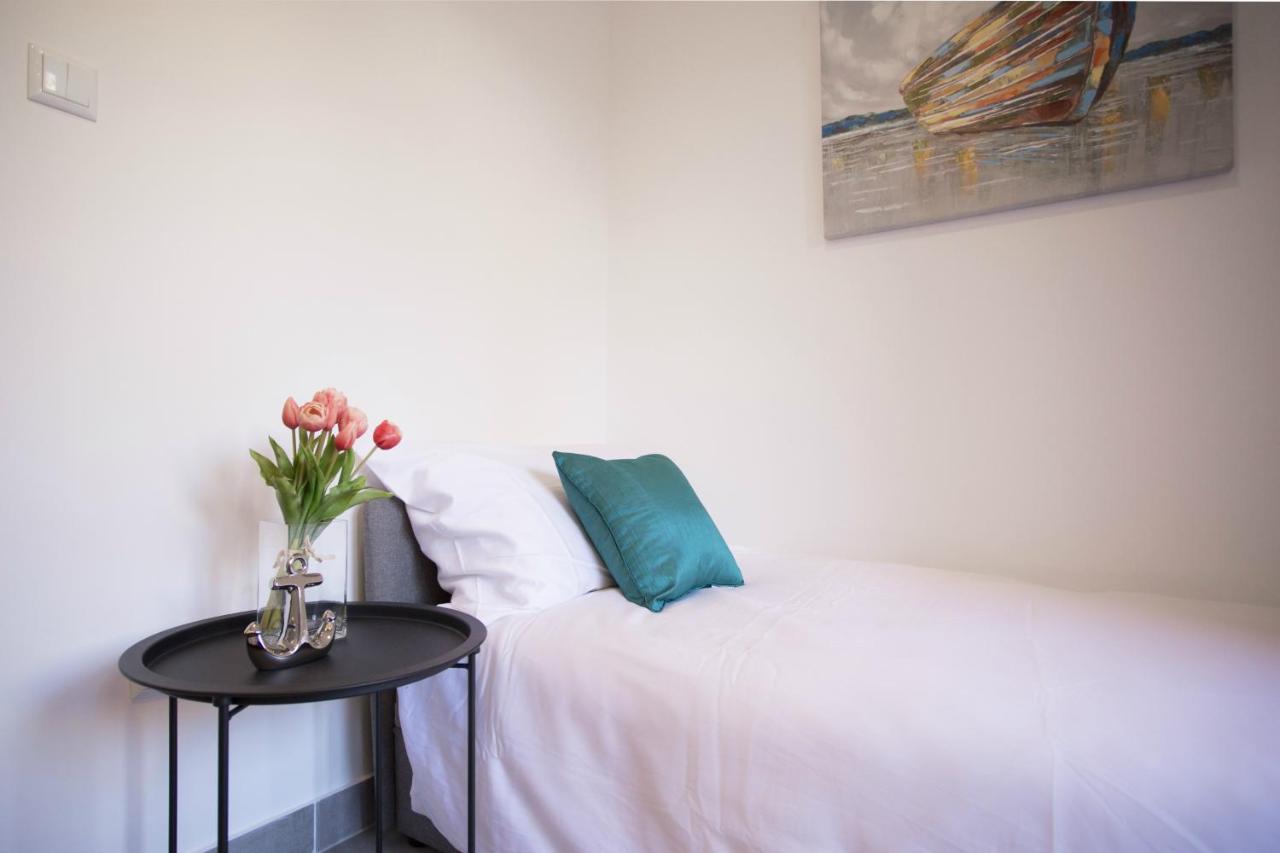 Studio Apartment Zen City Centre สปลิท ภายนอก รูปภาพ