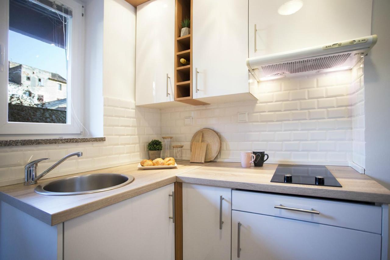 Studio Apartment Zen City Centre สปลิท ภายนอก รูปภาพ